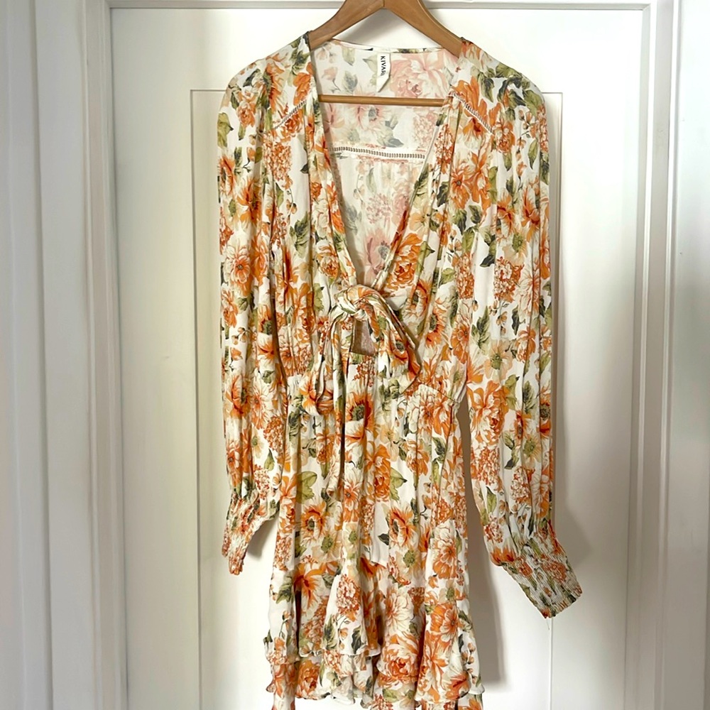 Kivari Everly Tie front dress. Size small. US 6. AUS 10